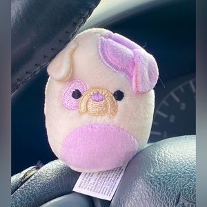 Squishmallows Danielle the Bulldog SV